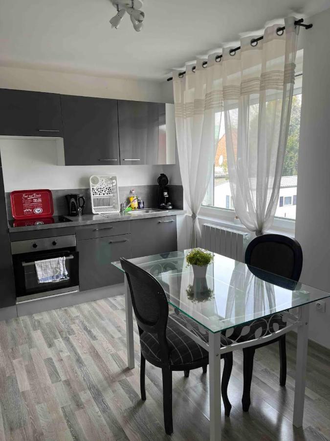 Gites « La Perle Bleue » & « Le Coin Cosy » Orchies Exteriör bild